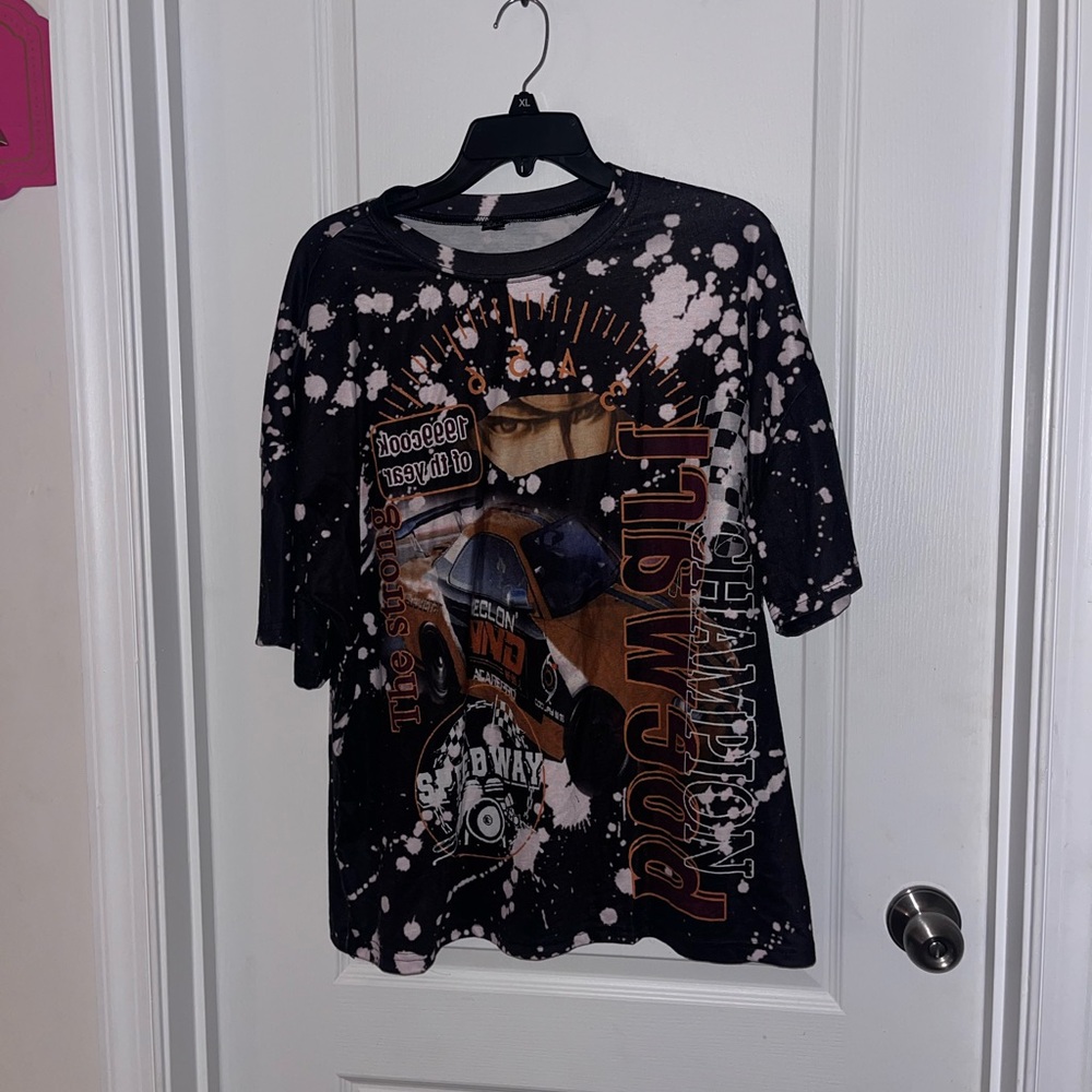Graphic Black and White Women’s T-Shirt